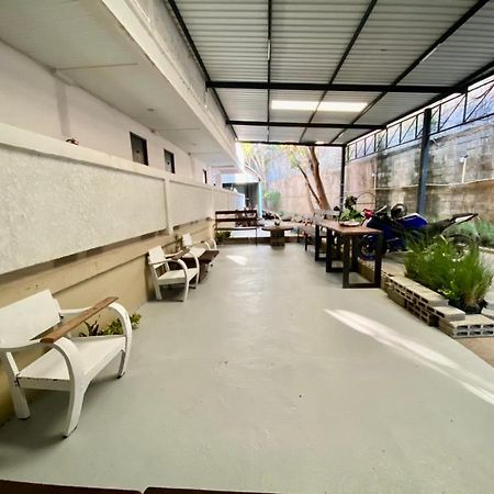 Sun Moon Hotel Лей Екстер'єр фото