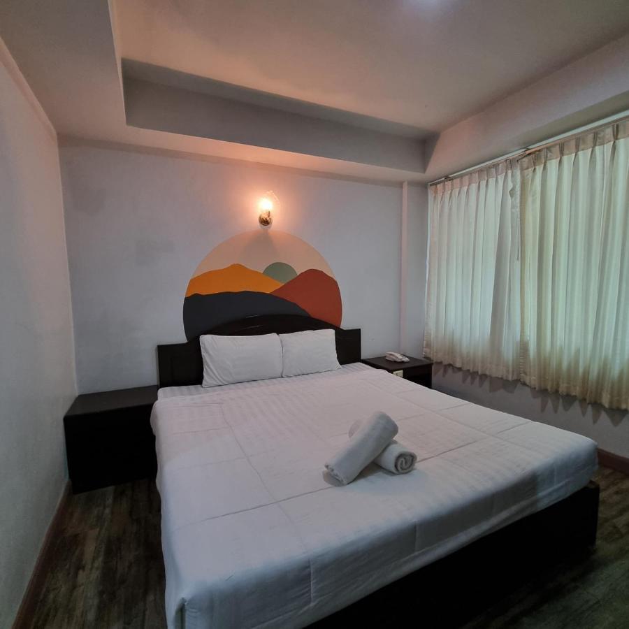 Sun Moon Hotel Лей Екстер'єр фото